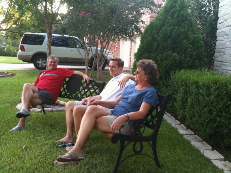 2009/09(Sept)/VISITING WITH JOSH-HEATHER/800x600_2009-09-20-01 Visiting @ J&H home.jpg
